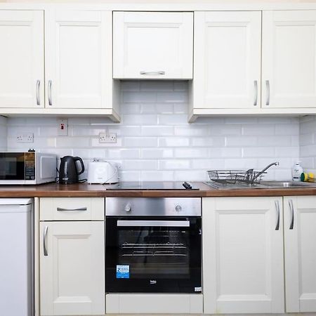 Homely 1 Bedroom Apartment In Smithfield, Дъблин Екстериор снимка